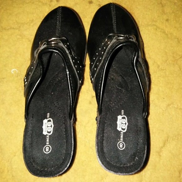 Size 8 leather buckle slide on heel/wedge shoes - Picture 5 of 5